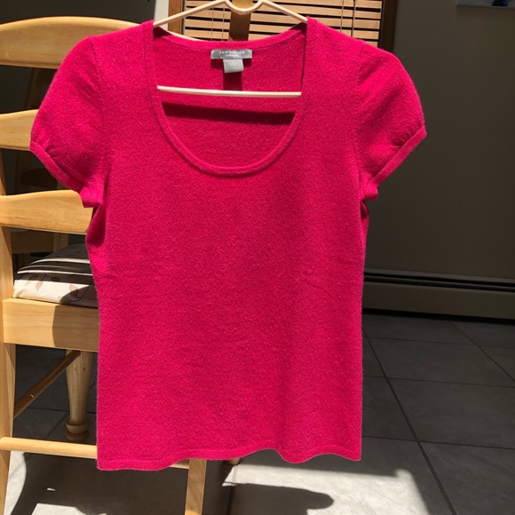 Cashmere scoop neck knit tee hot pink CUTE!